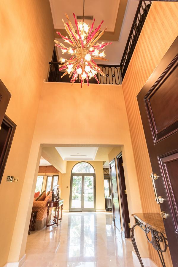 Yanjoon Holiday Homes - Palm Jumeirah Frond A Villas Dubaj Exteriér fotografie